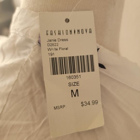 FASHION NOVA DRESS - Picture 4 of 5